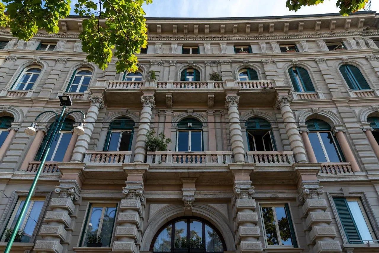 Castello Guest House Milano 2*,  Italia