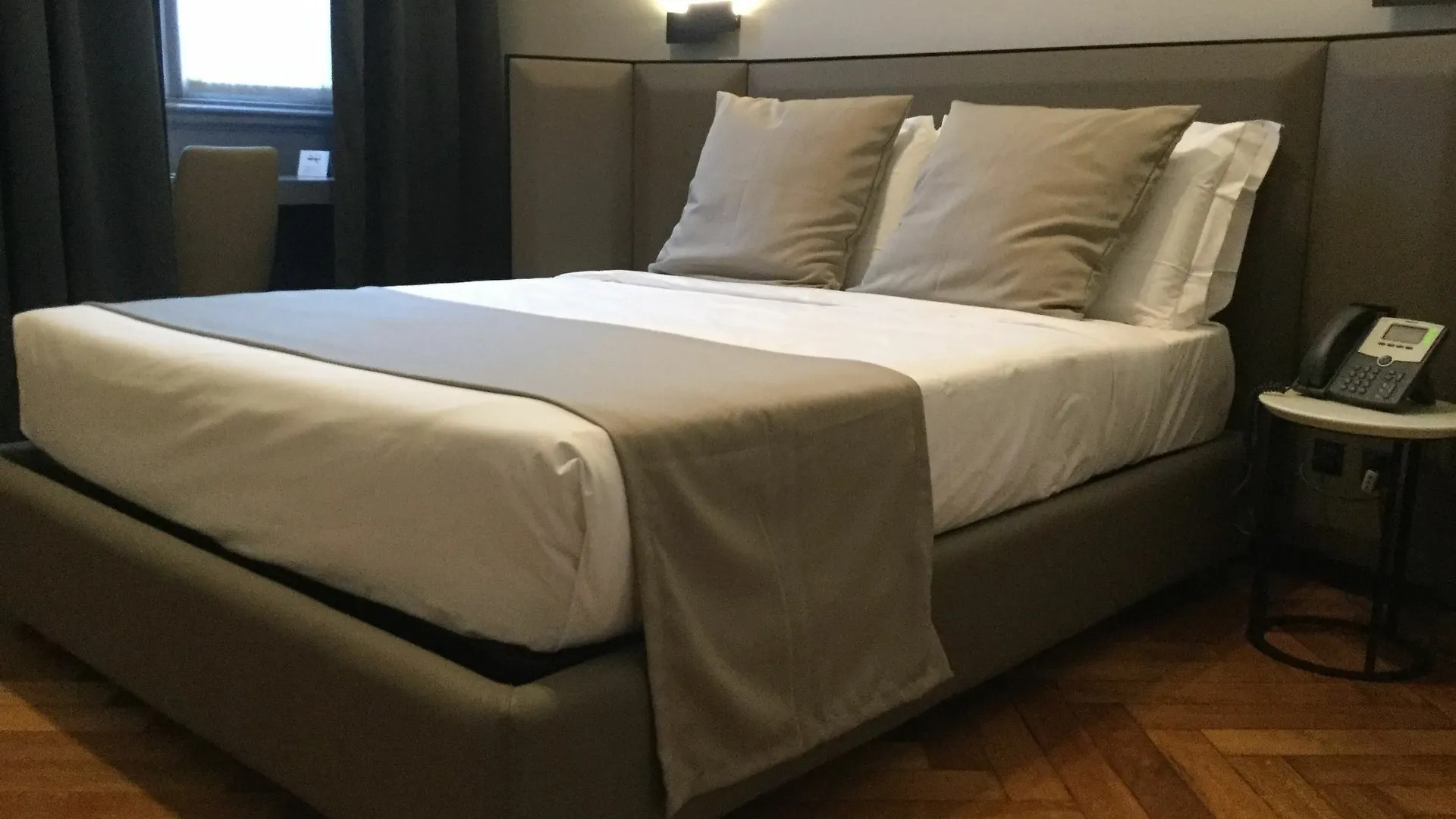 ** Apartahotel Castello Guest House Milano Italia